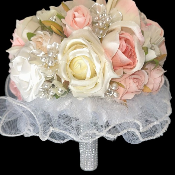 Bride Wedding Bridal Flowers Floral Bouquet Rose Pearls Rhinestone Brooch NEW - Picture 6 of 15